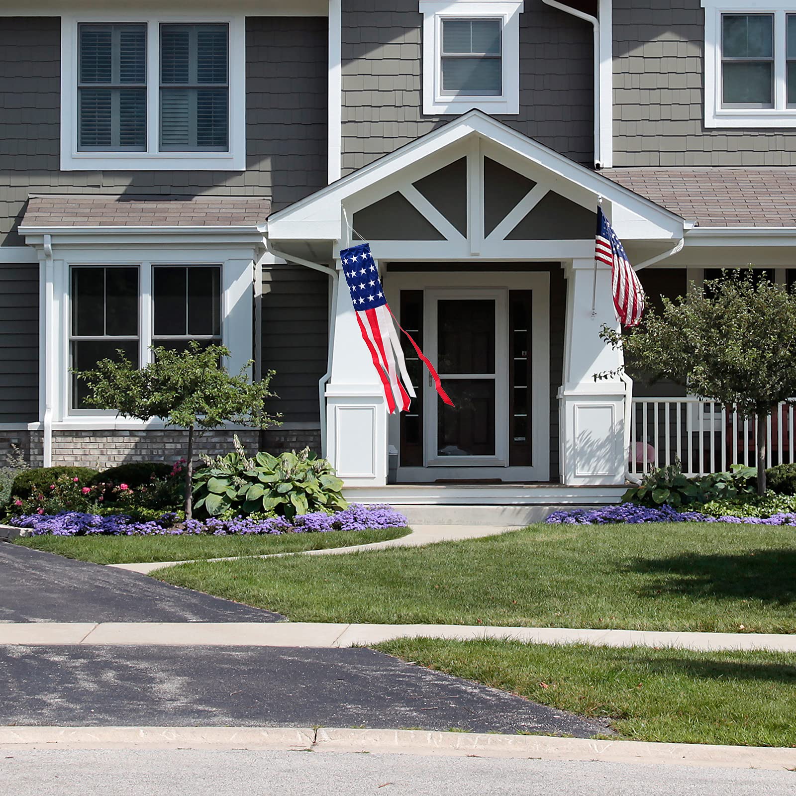 TPFEYEN windsock allows year-round patriotic decoration with vivid colors