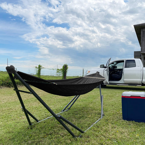 Tranquillo Uniki spreader-bar design keeps hammock stable and balanced.