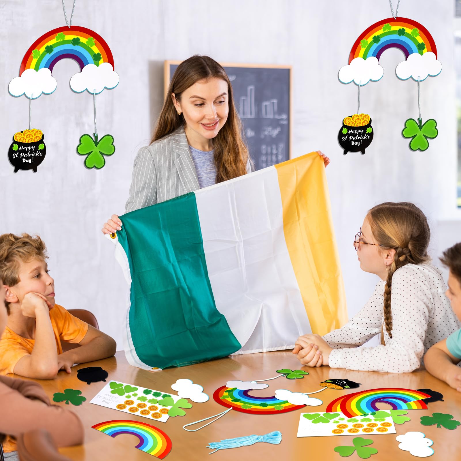 Tranqun St Patrick's Day kit supports family crafts and classroom activities.
