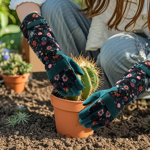 Trifabricy gloves are machine washable for easy care after messy outdoor tasks