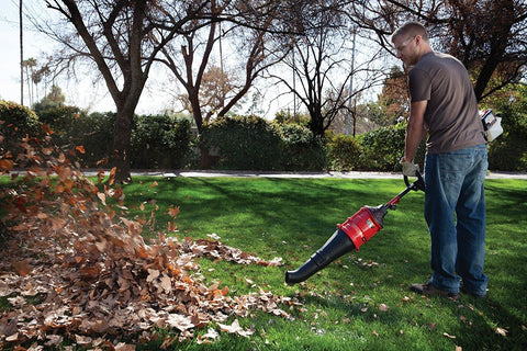 Lightweight CB720 design reduces fatigue during extended yard work.
