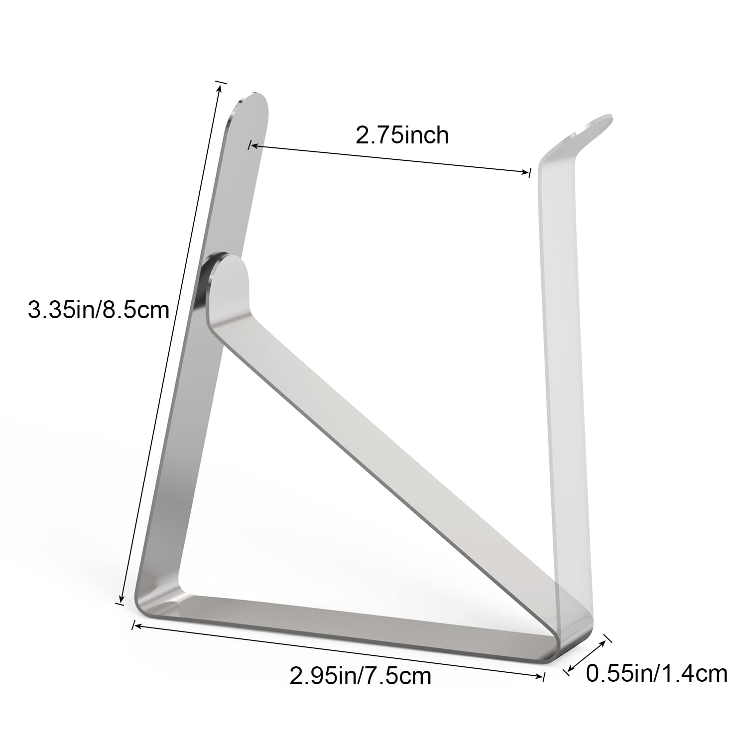 Outdoor picnic setup with TriPole clips securing the cloth against wind