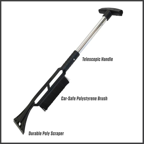 Aluminum blade detail on True Temper shovel shows sturdy construction.