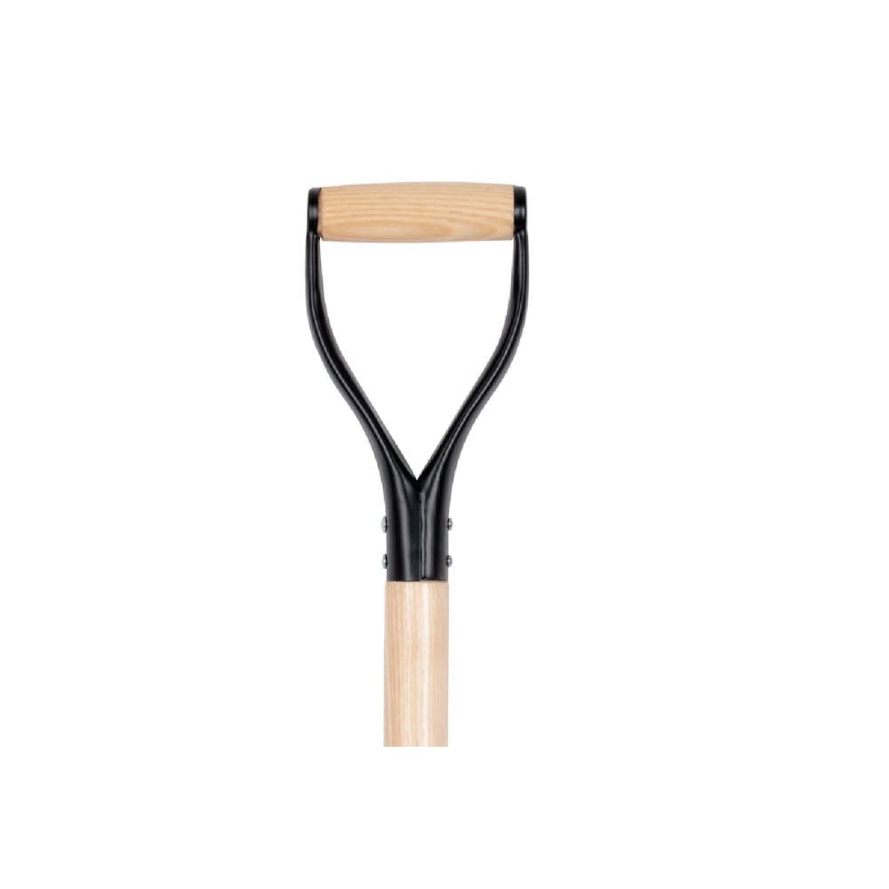 Truper wooden garden fork handle close-up—high-quality grain for strong grip.