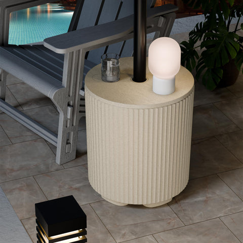 Trygoal space-saving base keeps surface clear for snacks and drinks.