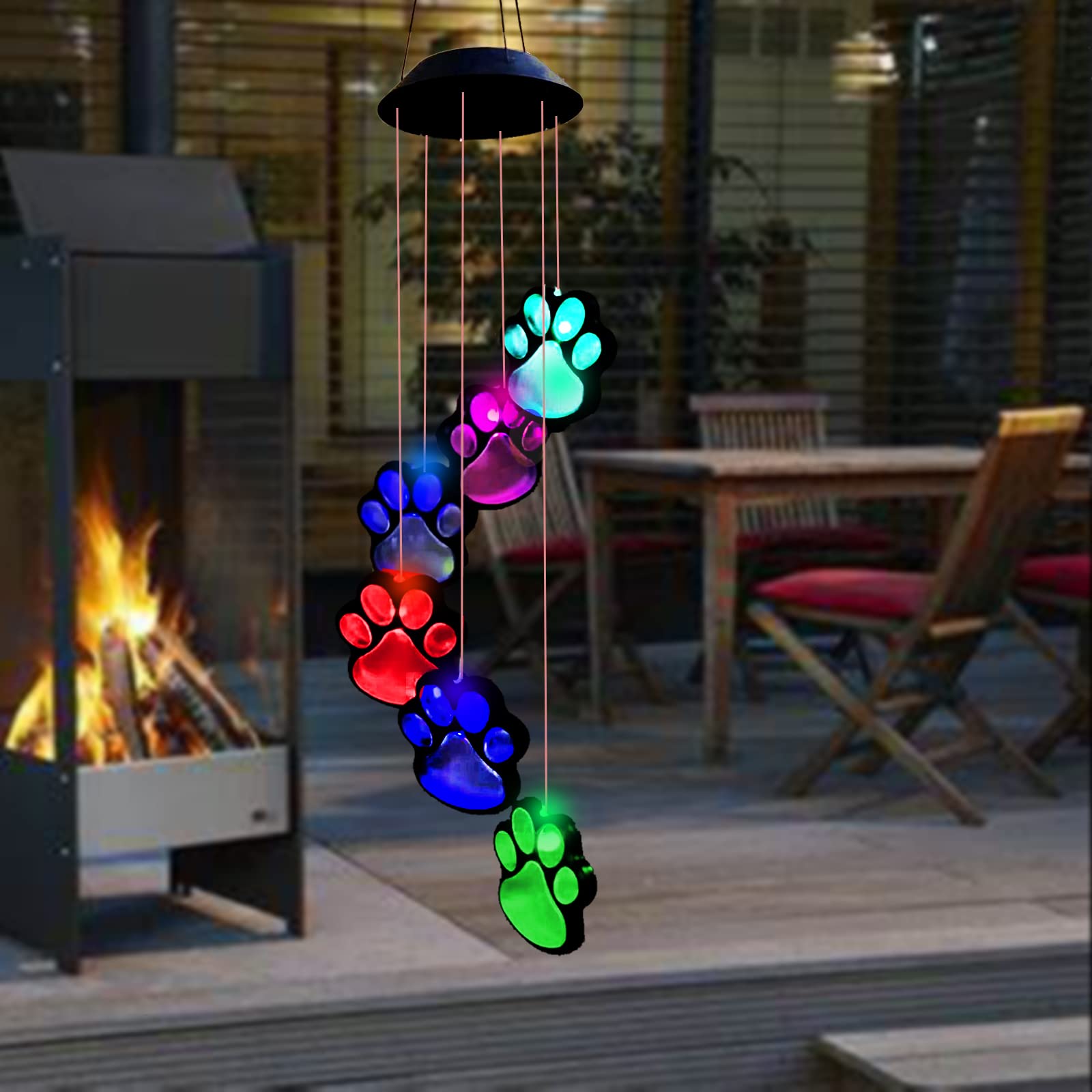 TSIPEKLO Indoor Outdoor Paw Print Decor brightens patios and living spaces.