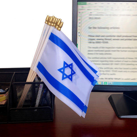 TSMD Israel flag decor ideas for desks, cups, and outdoor spaces.
