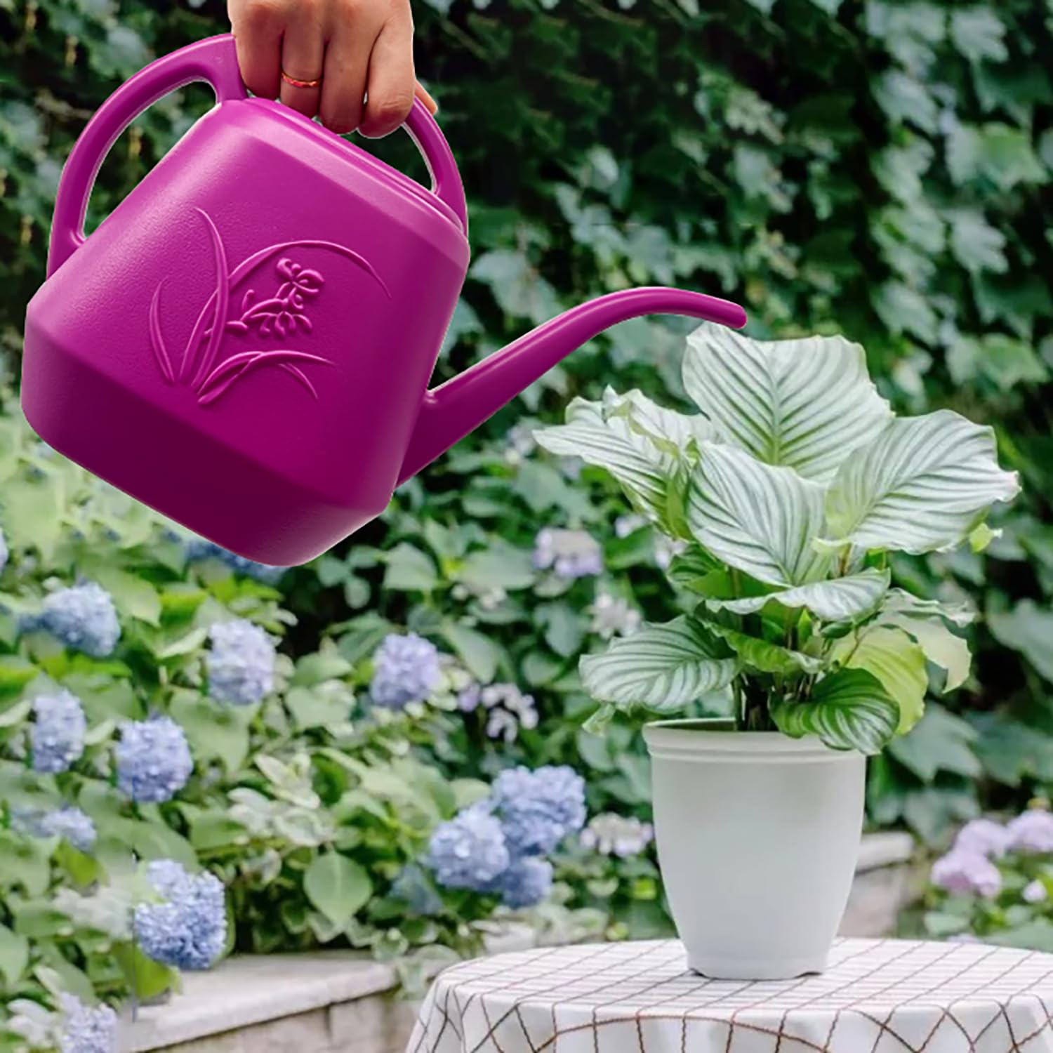 TTAOE GN watering can made from recyclable plastic for eco-friendly gardening