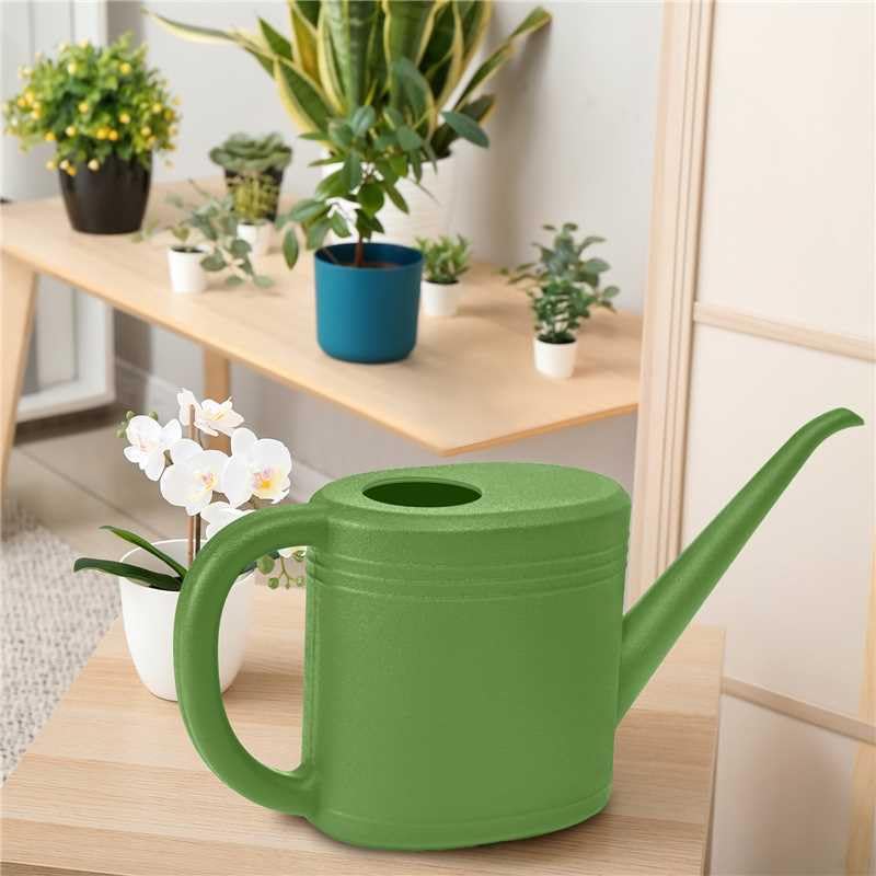 TTAOE GN green watering can ideal for indoor plants and balconies.