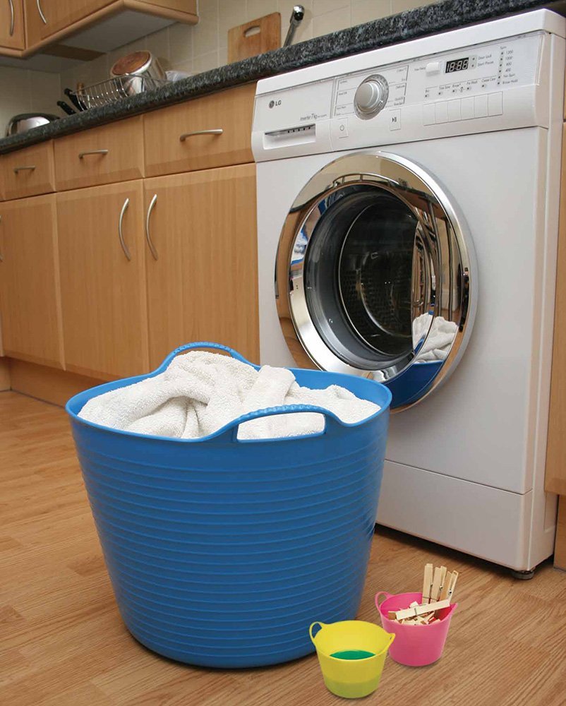 Tubtrugs Green Gorilla small tub as a food-grade water or food bowl.