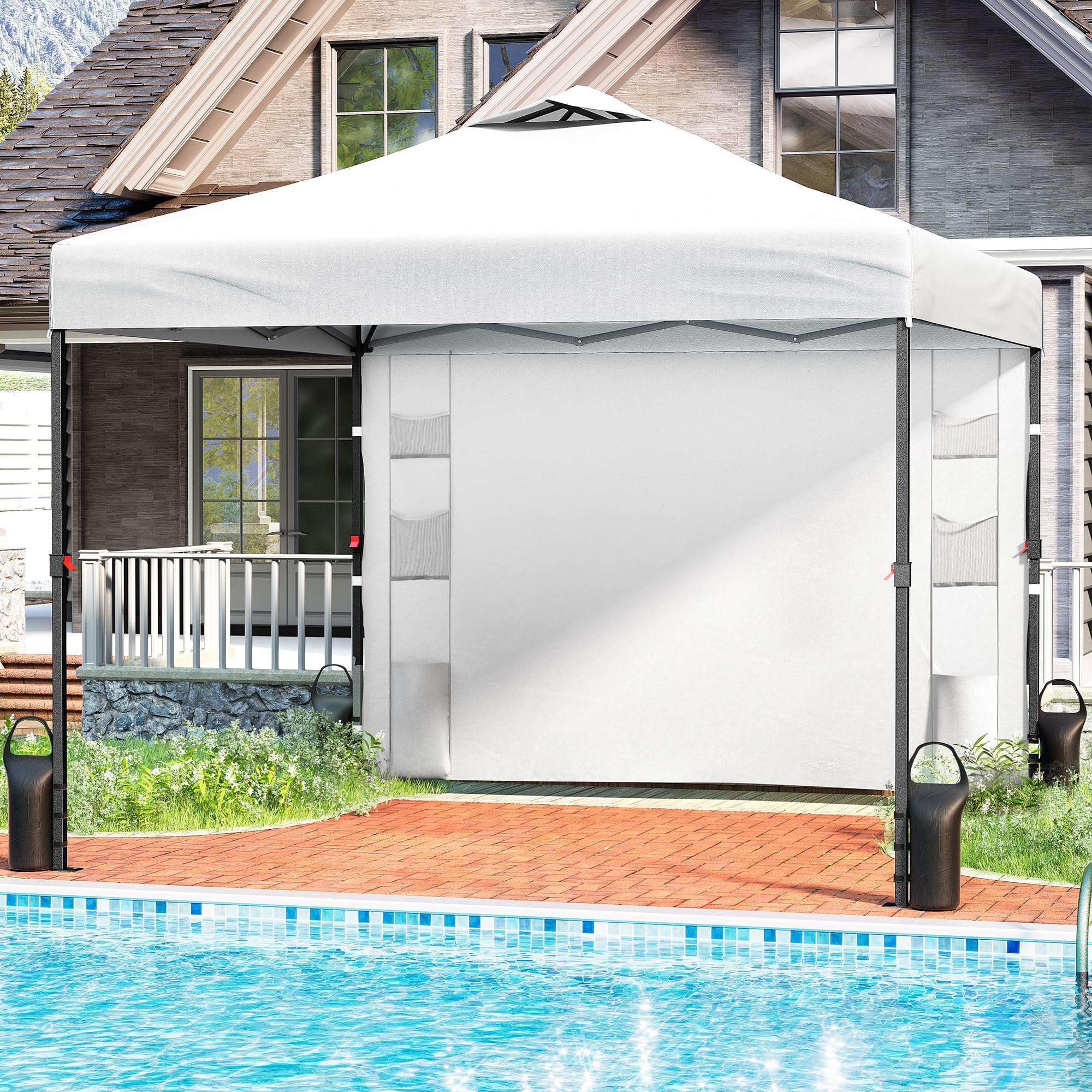 Tunbne sidewall with pockets provides convenient storage during events