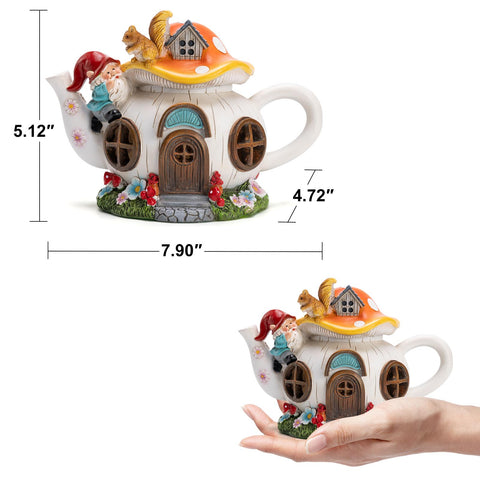 Twinbling gnome and squirrel statue adds charm to patios, lawns, or balcony spaces.