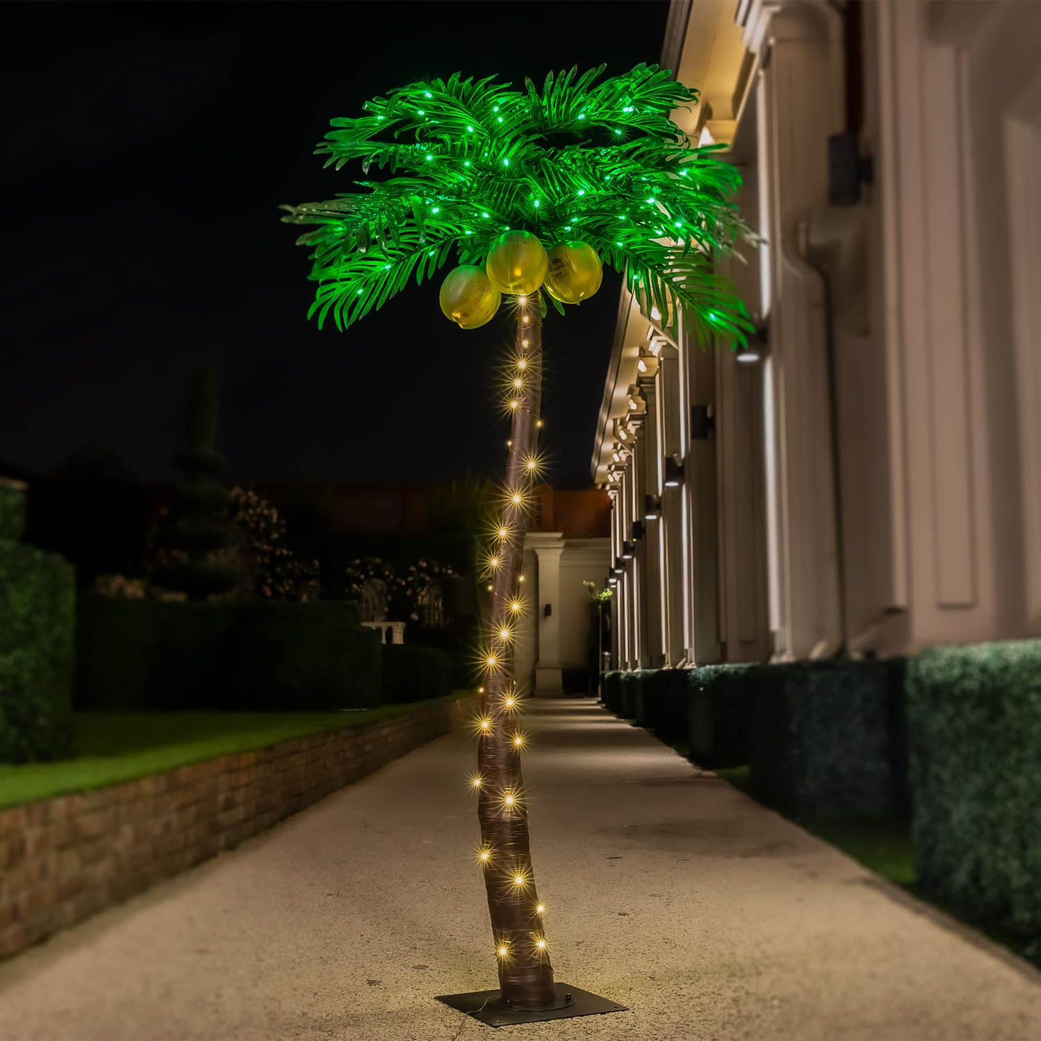 TYBEEU palm tree waterproof power interface ensures safe outdoor setup.