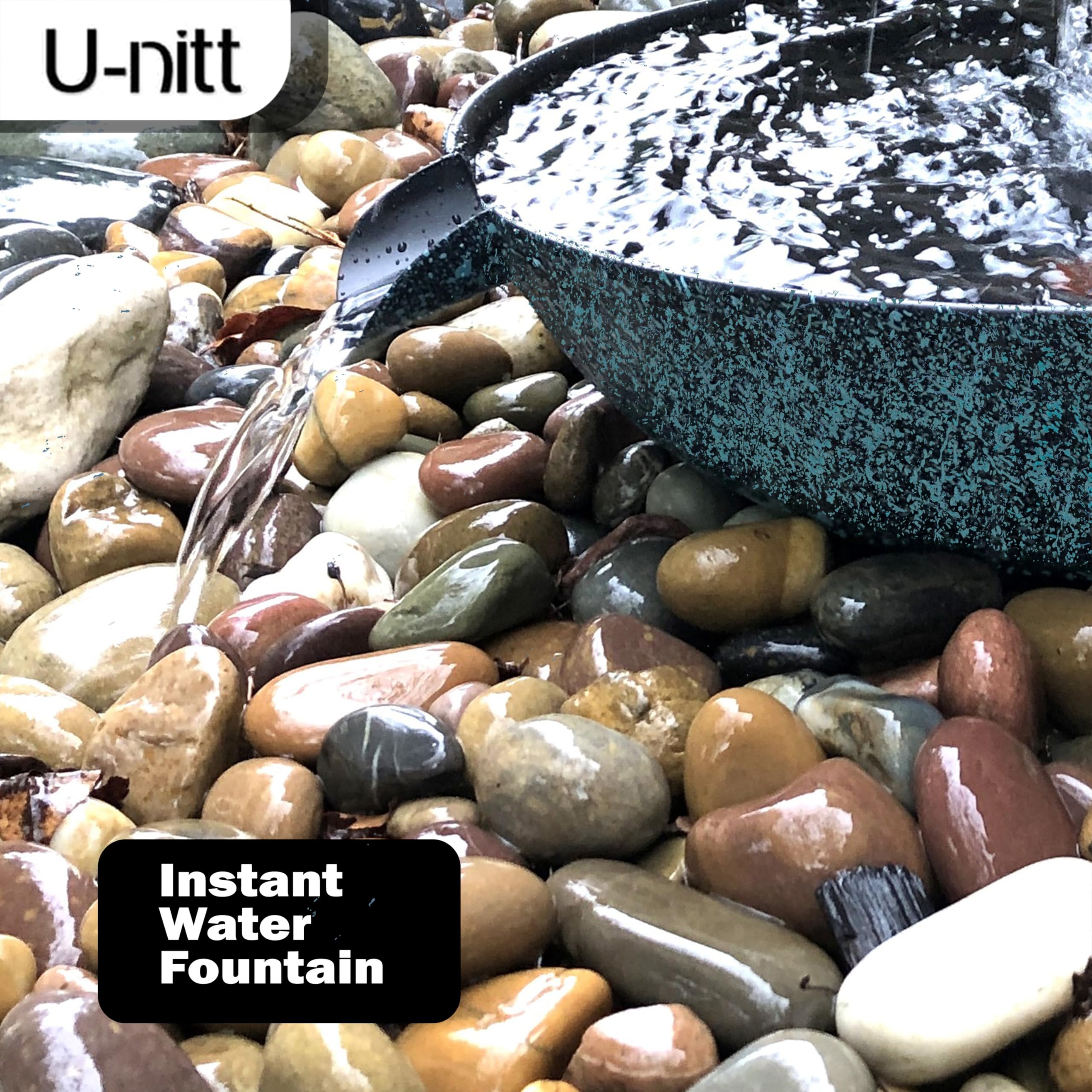 U-nitt pour spout design guides water flow with minimal splash