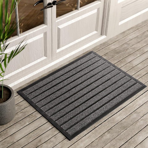 UBDYO Extra Durable Door Mat dirt trap keeps entryways clean.