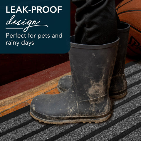 UBDYO PVC-backed outdoor mat helps manage moisture and stay put.