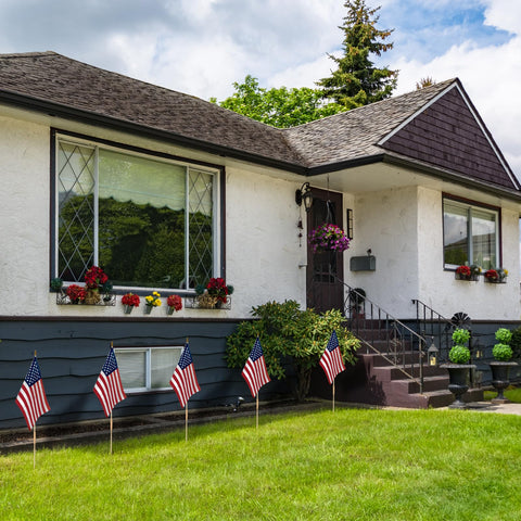 Uelfbaby flags easily stake into the ground for quick setup.