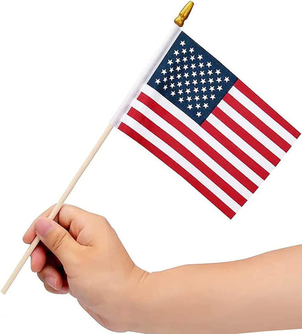 Uelfbaby tear-resistant polyester flags withstand outdoor use and cleaning.