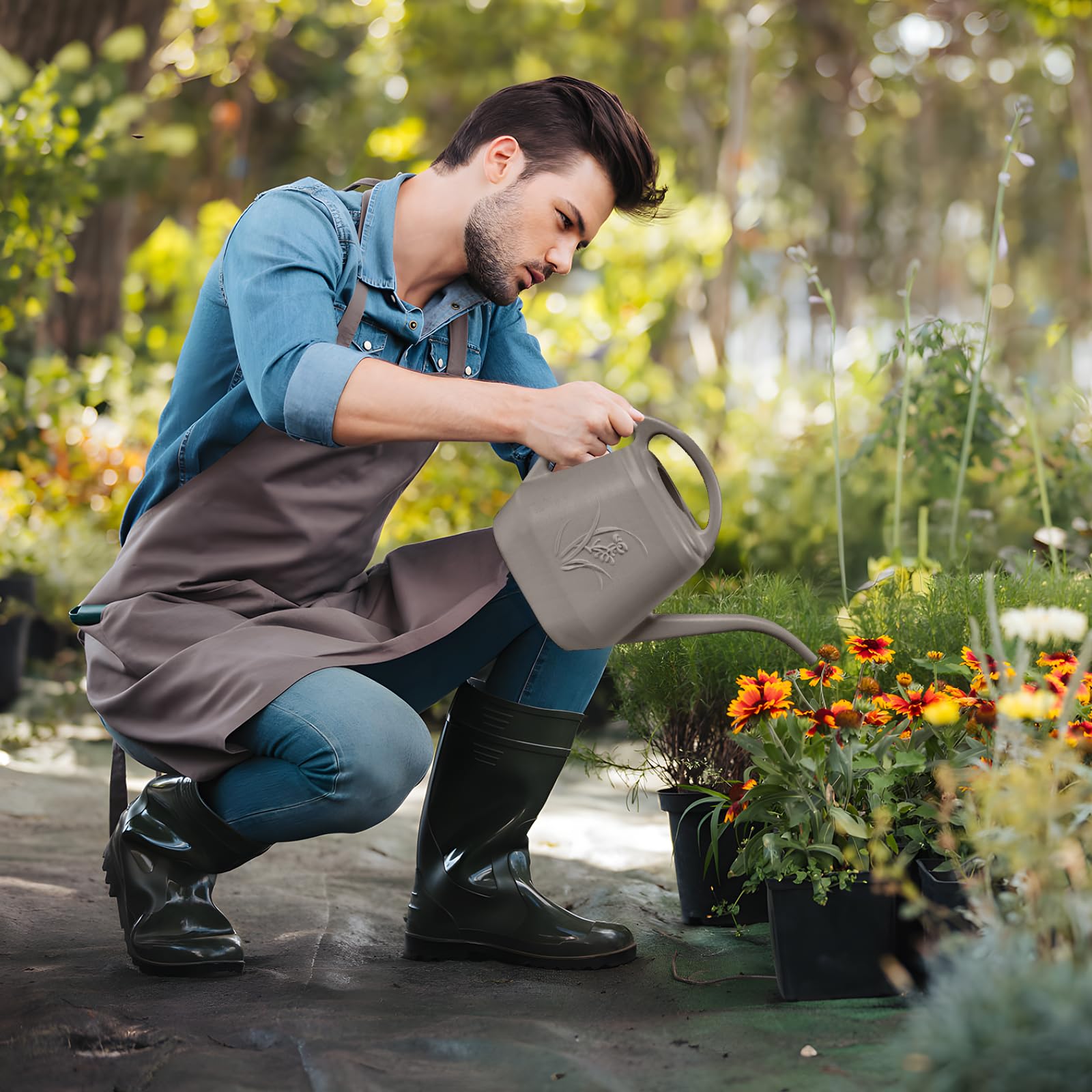 UFANME 1-gallon color detail shows durable plastic for daily use.