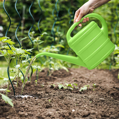 UFANME watering can compact design fits on shelves and desks.