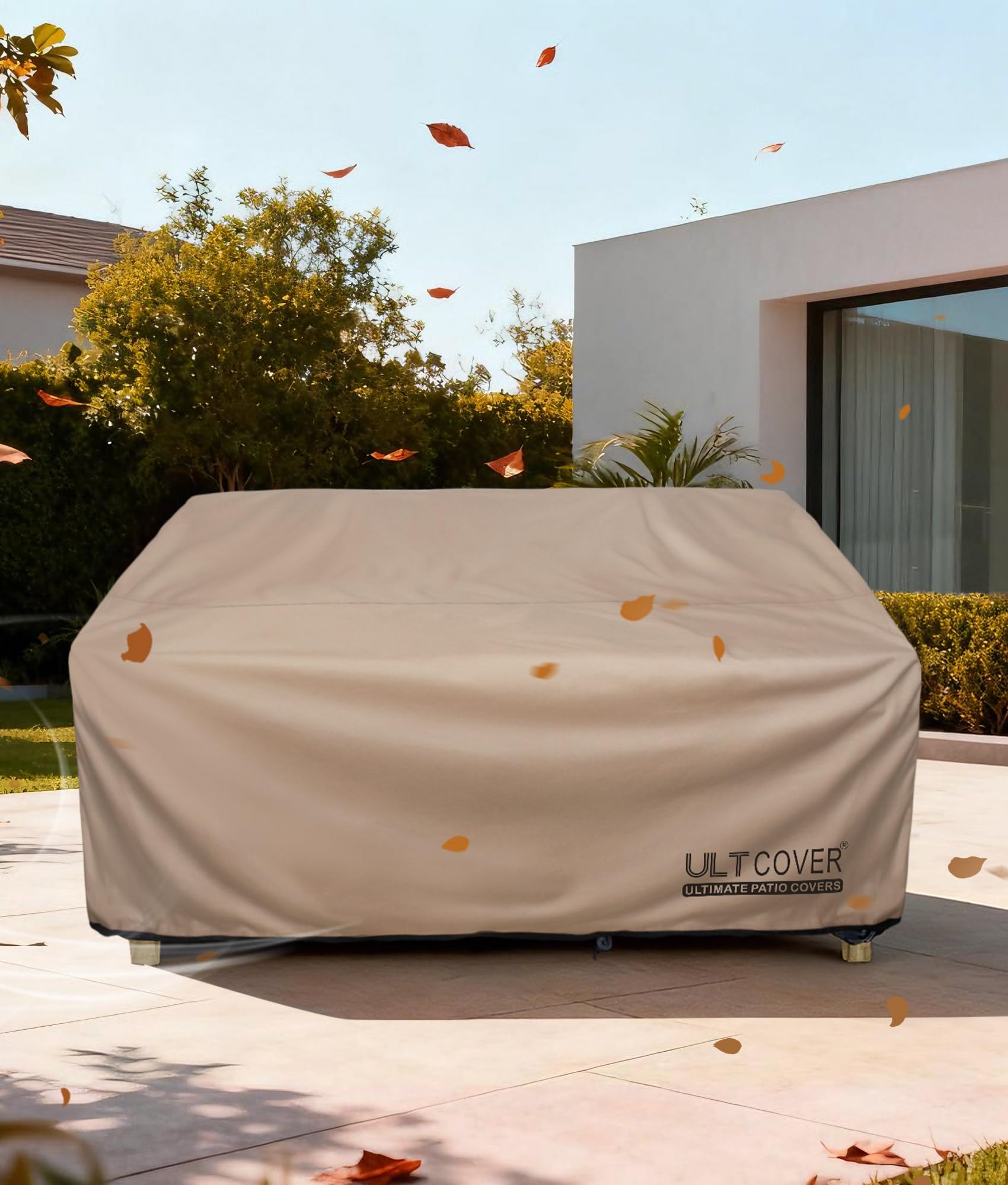 ULTCOVER easy-clean fabric finish for quick debris removal