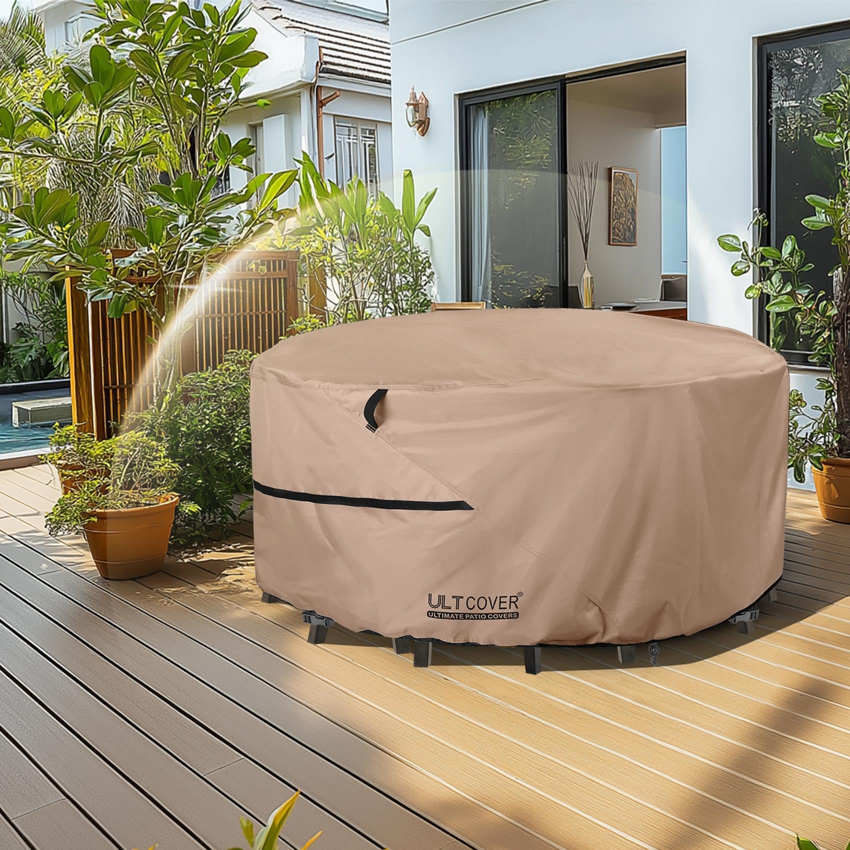 ULTCOVER wind-resistant table cover with clips ensures secure placement.