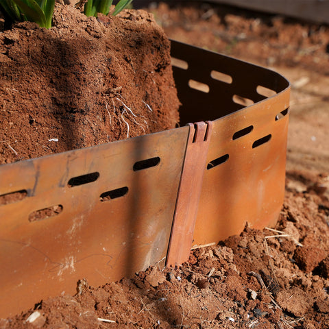 UltiTeque weather-resistant brown finish protects stakes outdoors