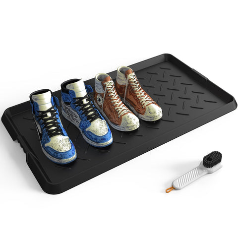 UltraLegend boot tray suited for indoor or outdoor use keeps entryways organized
