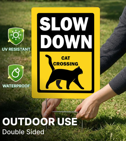 ULVEOL outdoor safety sign for pets at play with durable stakes