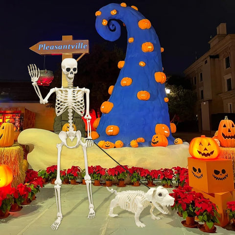 UMEELR skeleton display in haunted bar or venue setting