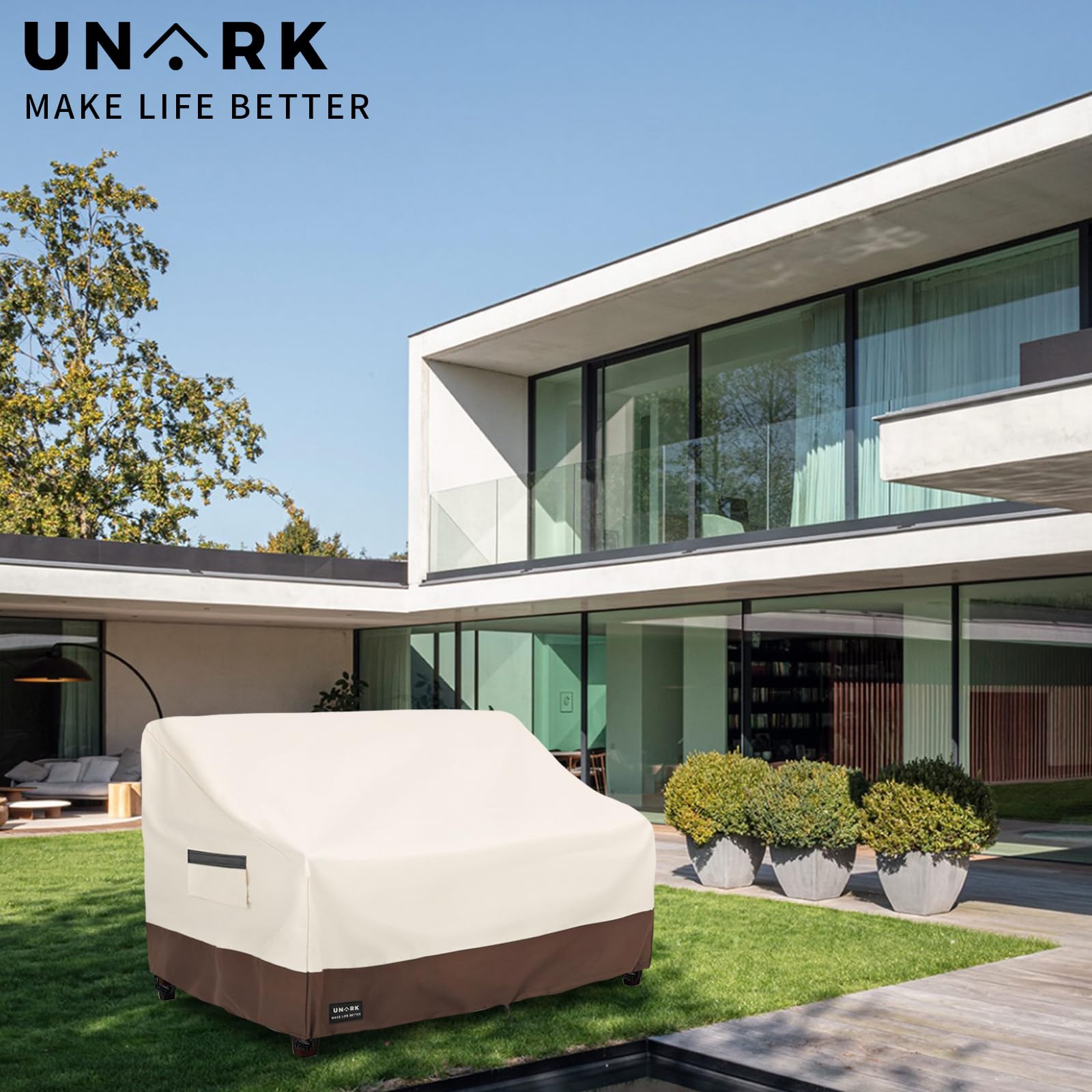 UNARK cover with click-close straps keeps your 3-seater securely in place.