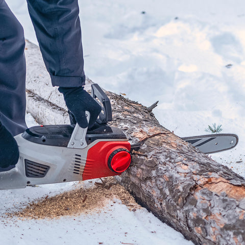 UNCO chains are easy to install for quick setup and minimal downtime.