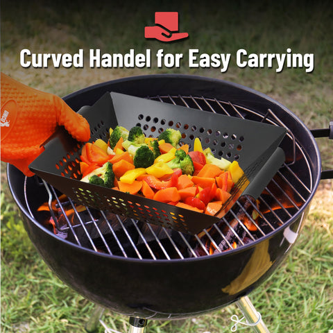 UNCO grill basket ample space for vegetables and seafood.