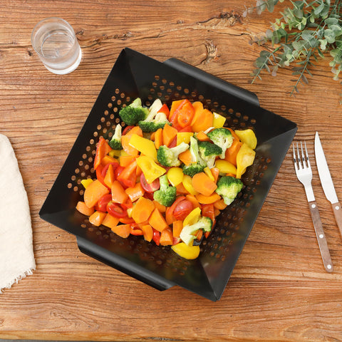 UNCO grill basket easy-to-clean stainless steel.