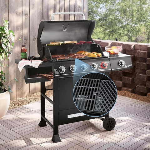 Uniflasy cast iron grate on Dynaglo DGH474CRP showing steady heat distribution.
