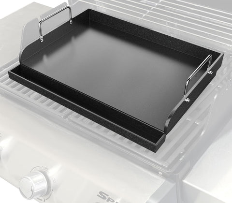 Uniflasy cast iron griddle front view for gas grills, showcasing the 17 x 13 inch surface.