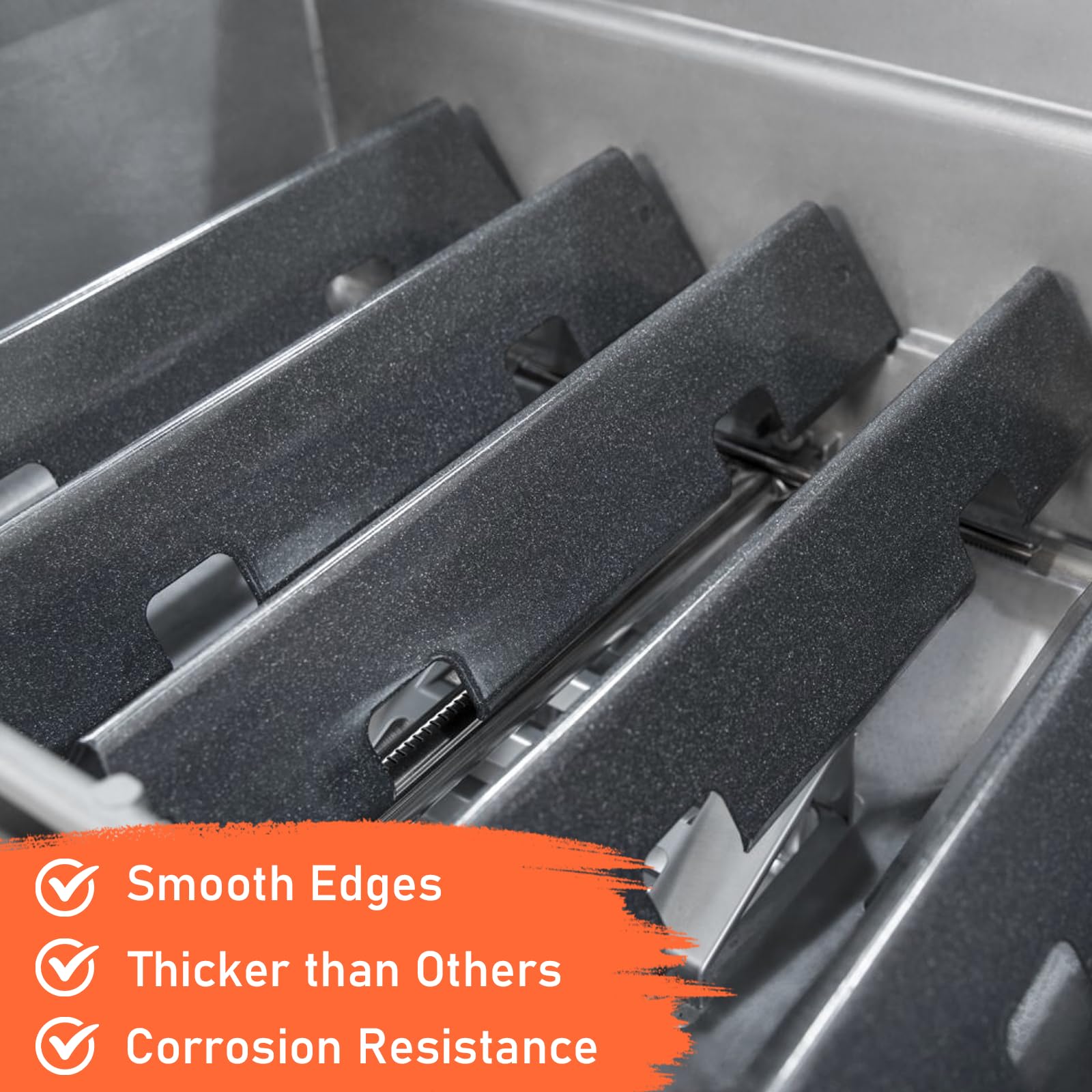 Easy cleaning after grilling with cloth and warm soapy water