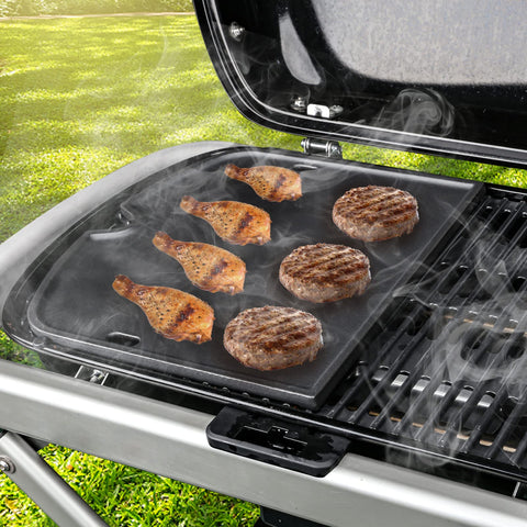 Uniflasy grease hole design directs drippings for easier cleanup after grilling.