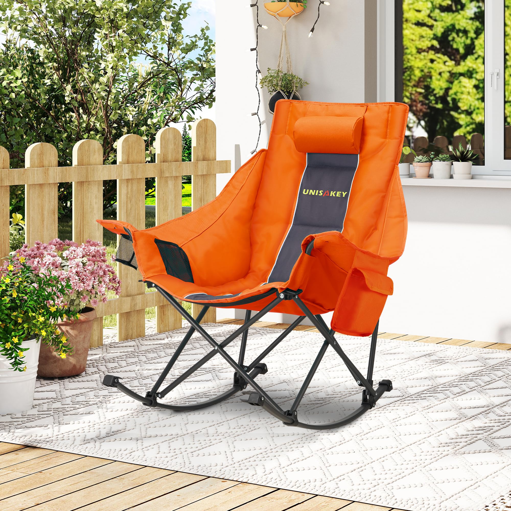 Unisakey weatherproof fabric resisting spills and mud outdoors