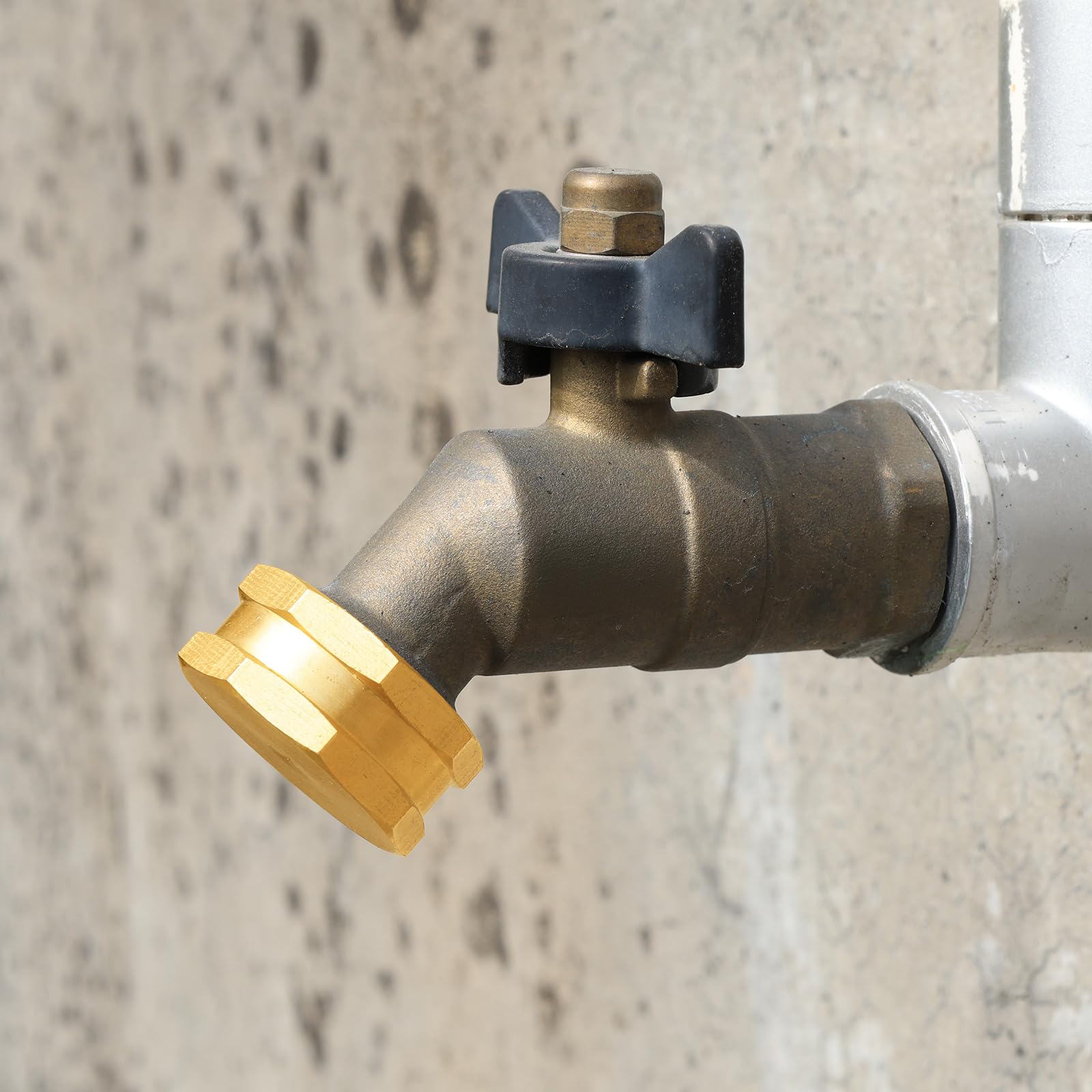 UNWAVER brass end cap with rubber washer prevents leaks