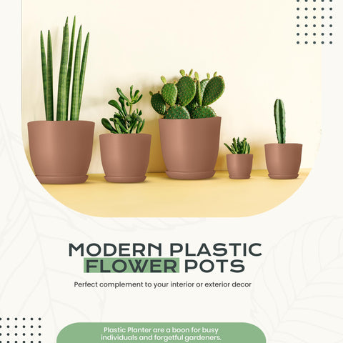 Utopia Home 4.8-inch indoor plant pot with drainage for desk plants