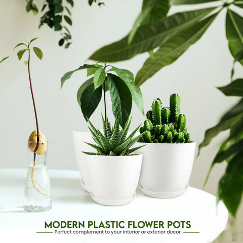 Utopia Home white 4.8-inch plant pot with drainage holes for shelves
