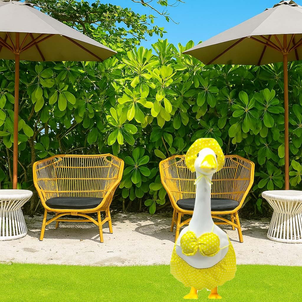 UXEWOIZ 17-inch goose statue outfit suits smaller lawn decor.