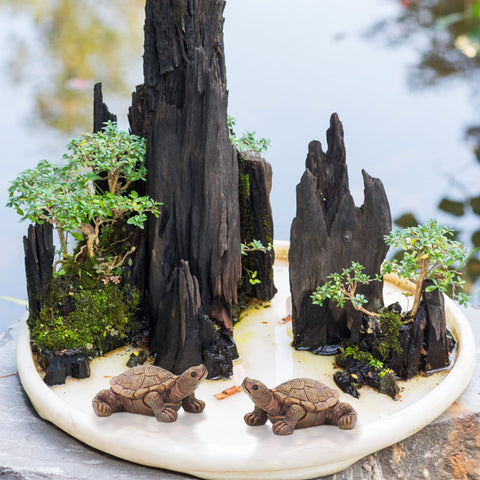 VAIPI mini turtle figurine ships safely and is ready to place.