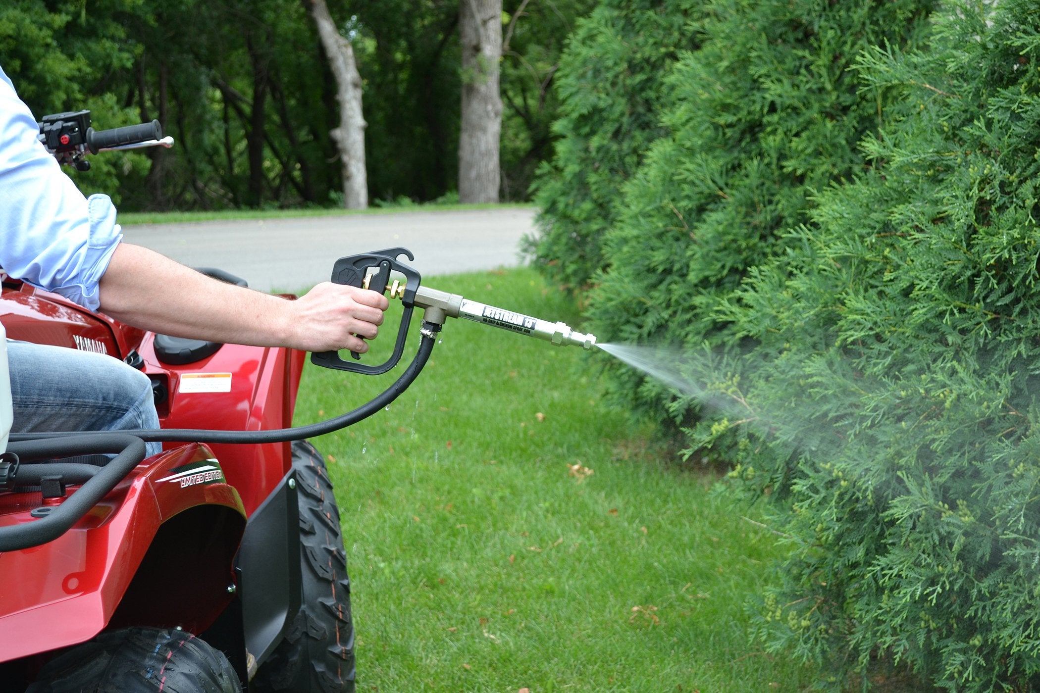 Valley Industries jet stream spray gun shows dripless shutoff for cleaner operation.