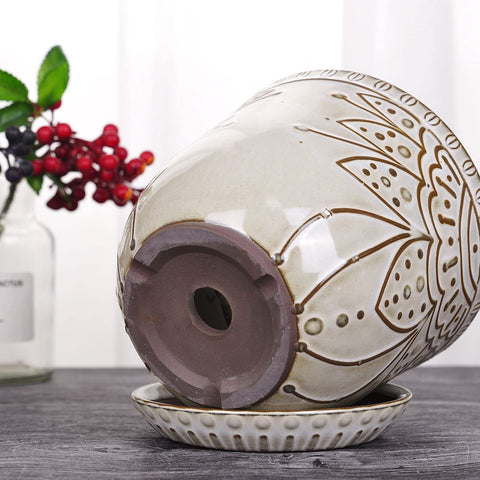 VanEnjoy indoor-outdoor planter suitable for patios and balconies.