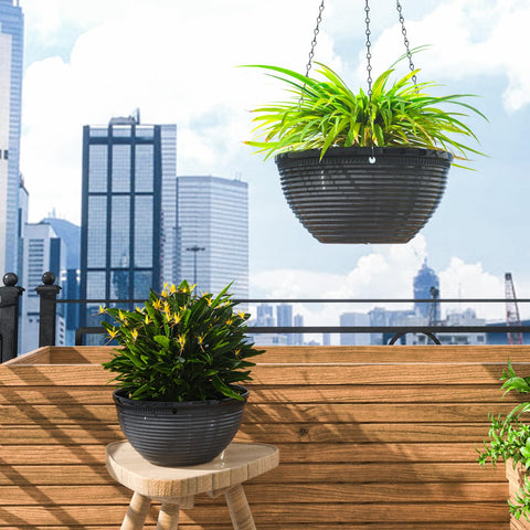 Vanslogreen 2-pack planter ideal for patio or balcony display.
