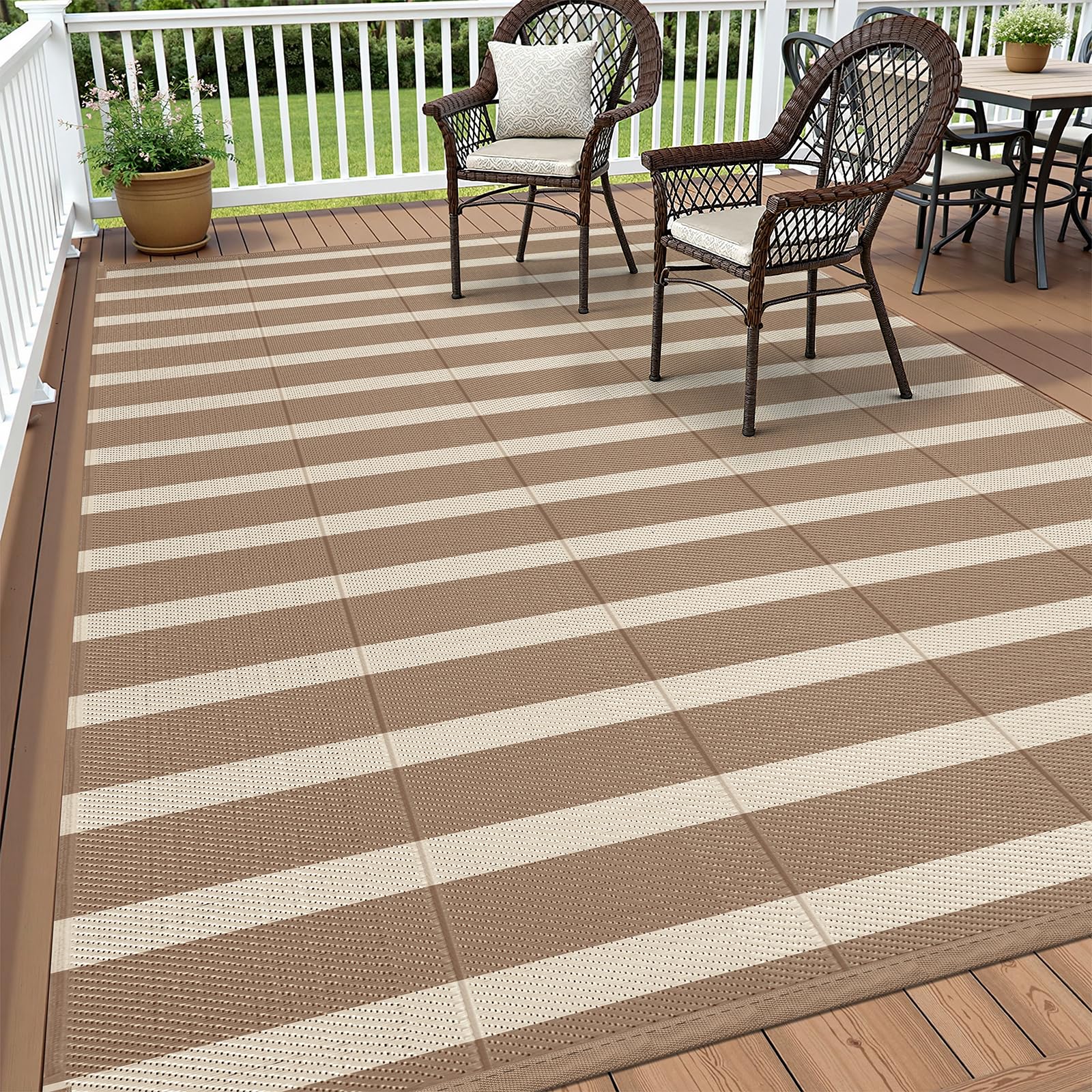Vaukki 5x8 striped outdoor rug front view, durable and waterproof for patios and decks.