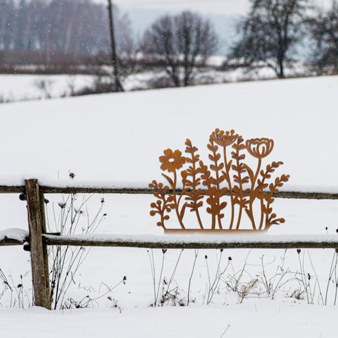 Vausart metal construction offers long-lasting stability for garden displays