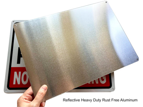 VCXIHO weatherproof aluminum sign withstands rain and sun exposure.